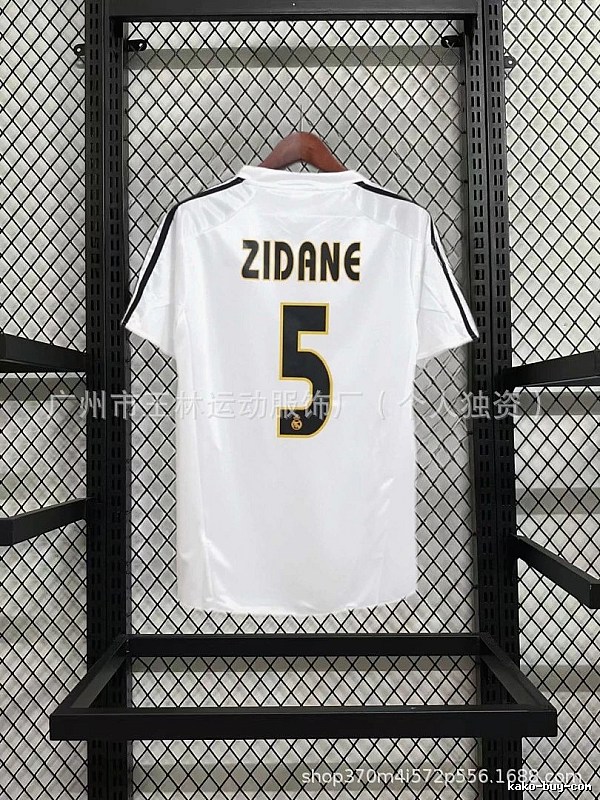 AC Milan Logo Detail Kaka #22 soccer jersey Black Red Striped with Relaxed Feel