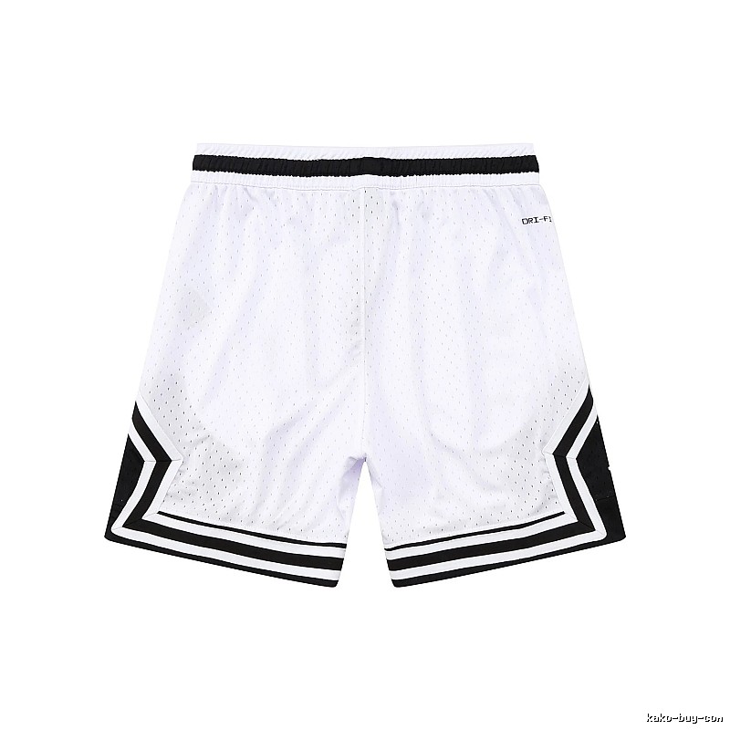 AJ sporty black and white shorts