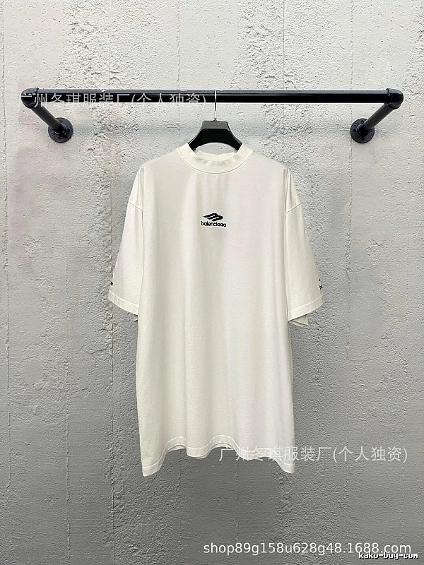 Balenciaga minimalist style white T-shirt