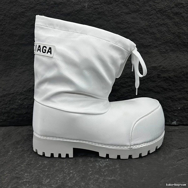 Balenciaga White Padded Boot with White Padded Boot Detail