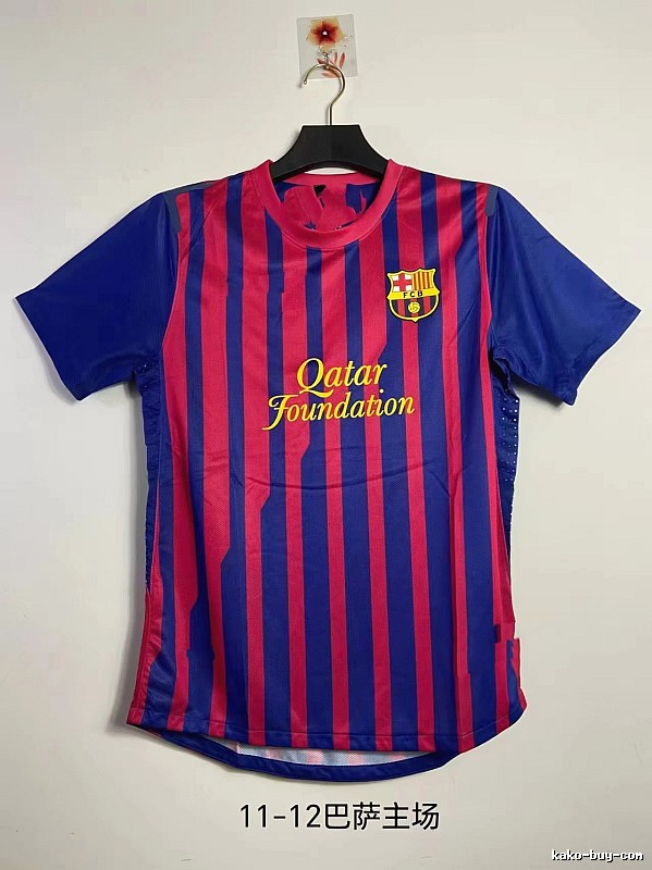 Barcelona Classic Retro soccer jersey Blue Red Barcelona for Daily Styling