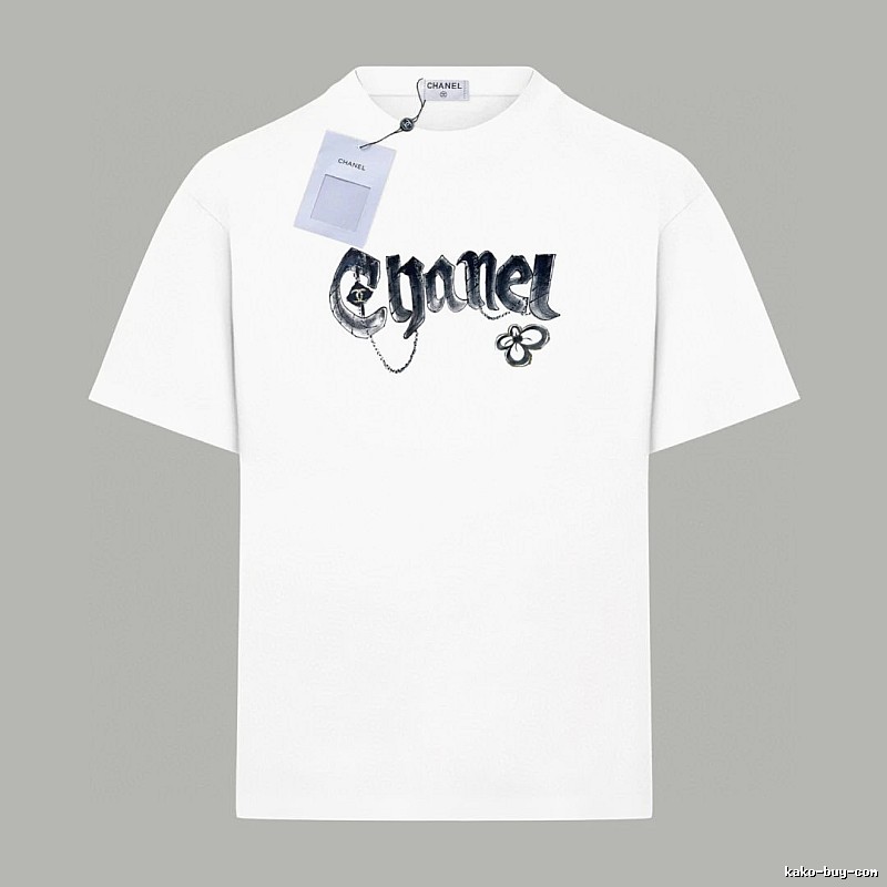 Chanel retro-style white T-shirt