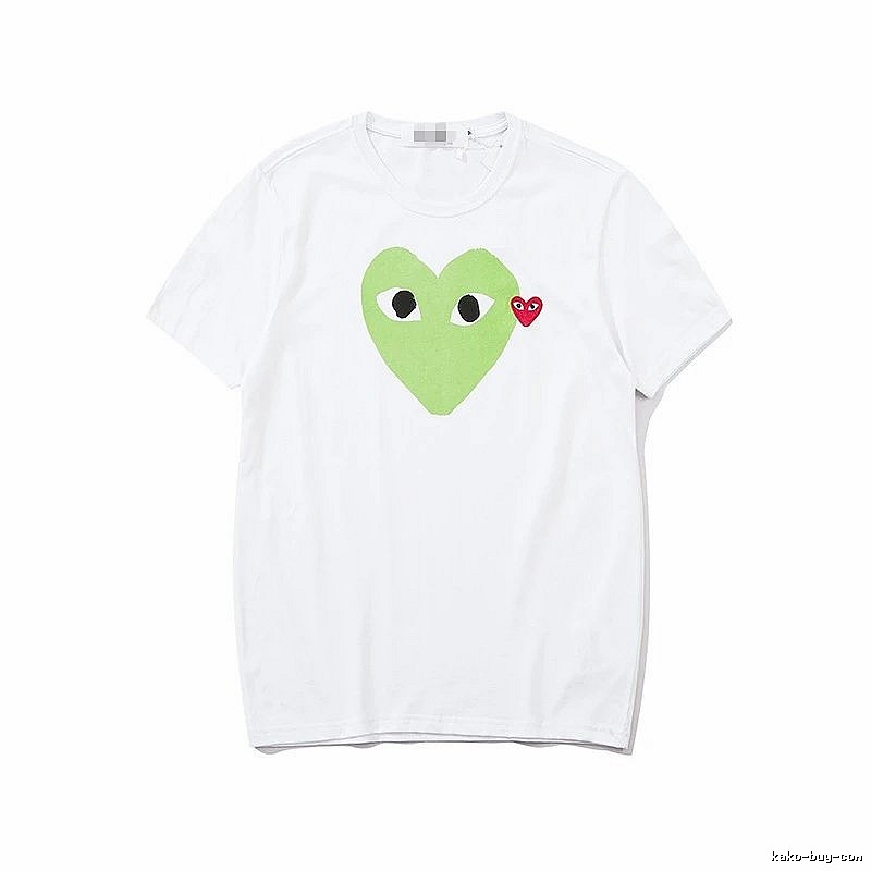 Comme des Garcons PLAY 2023-03 Green Style 2303 Heart Logo T-Shirt Airport Outfit