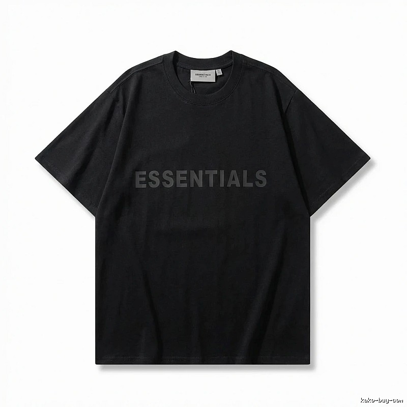 ESSENTIALS minimalist style black T-shirt