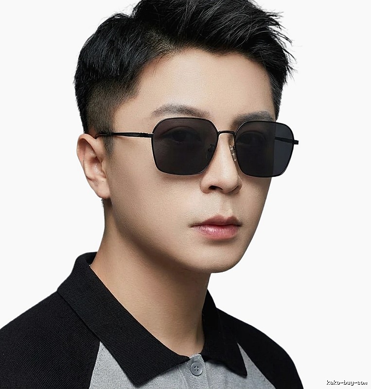 Gucci metallic-style black sunglasses