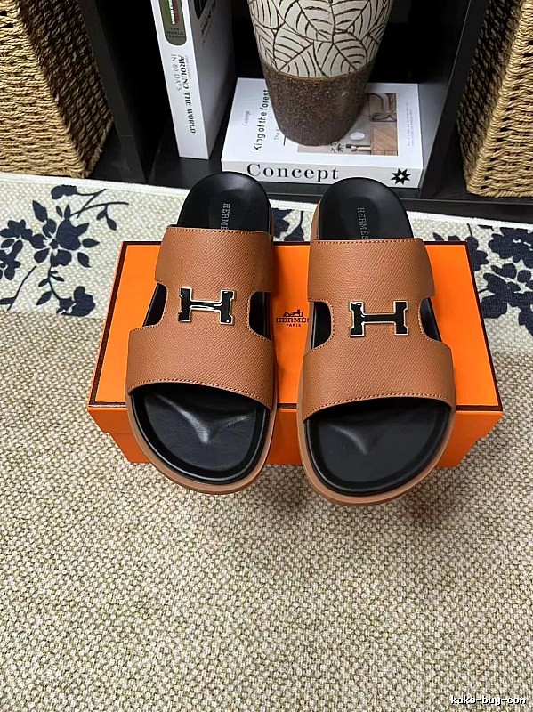 Hermès H-Buckle Minimalist Style Caramel Brown Slide Sandals