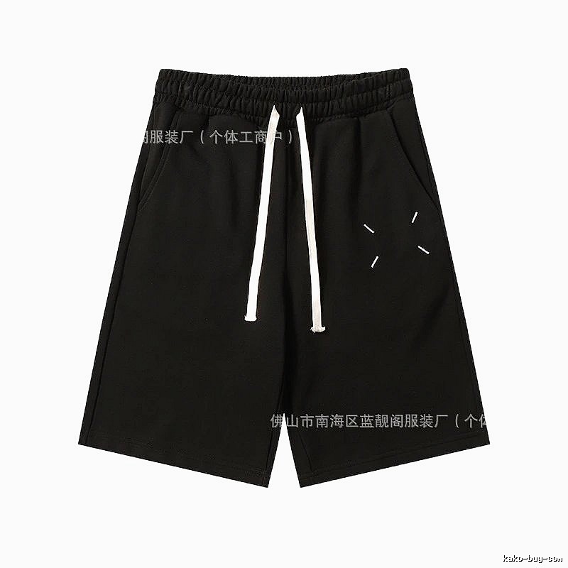 Maison Margiela minimalist style black shorts