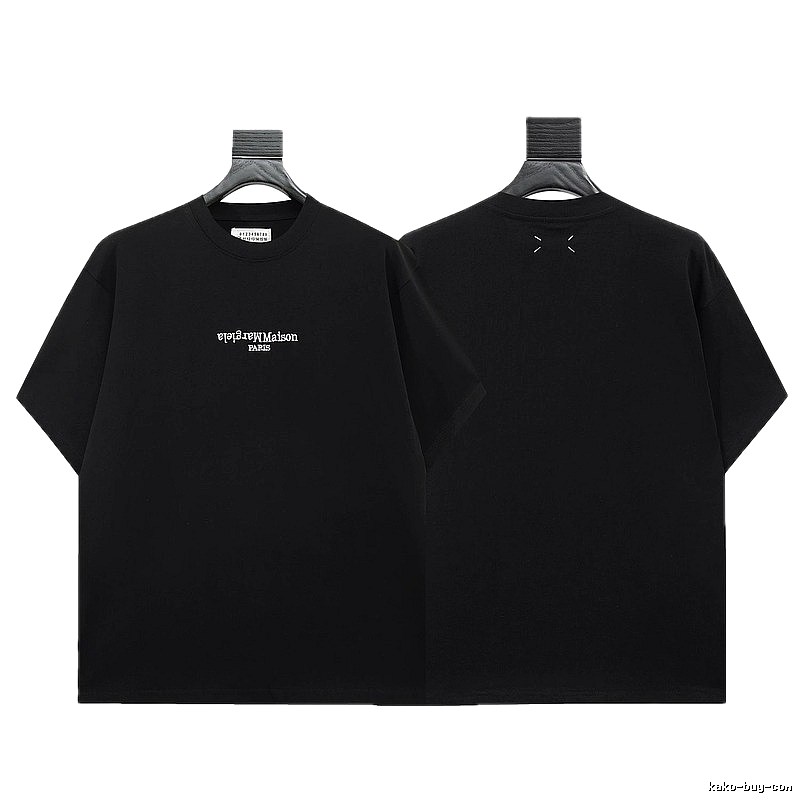 Maison Margiela Stitch Minimalist Style Black Short-sleeve T-shirt