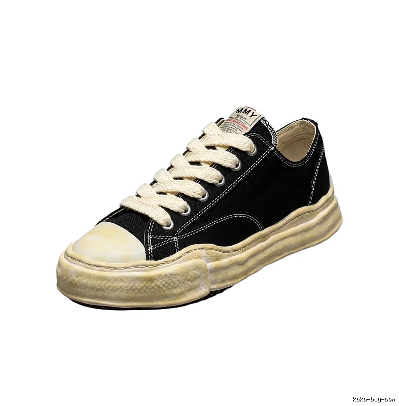 MMY retro-style black and yellow canvas shoes