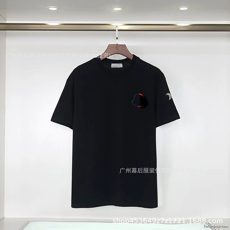 Moncler Embroidered Casual Black Short-sleeve T-shirt
